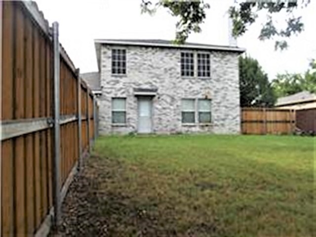 Building Photo - 1699 Wildrose Dr