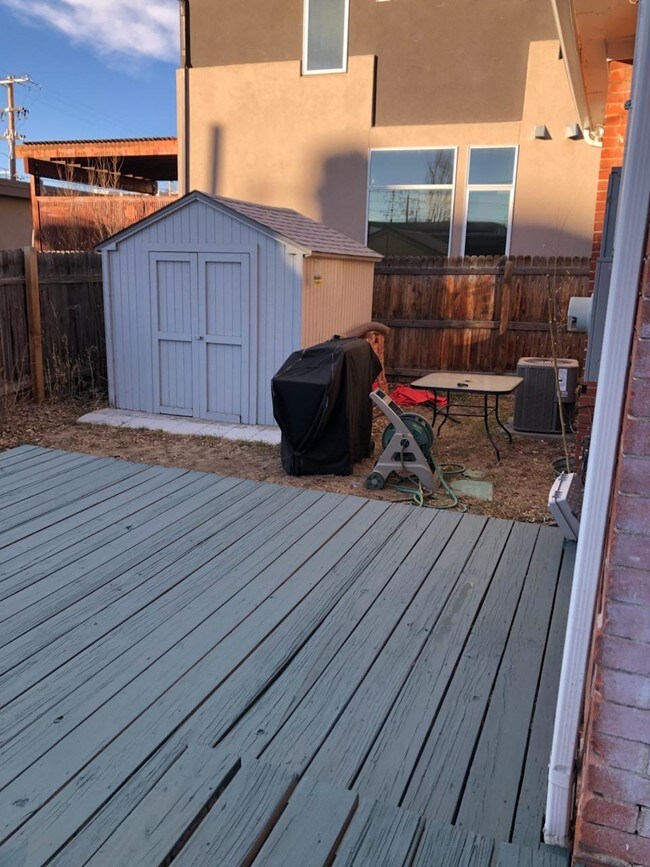 Building Photo - 4415 Stuart St