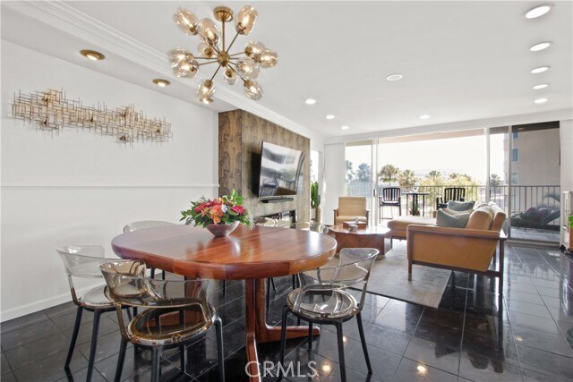 Building Photo - 700 E Ocean Blvd