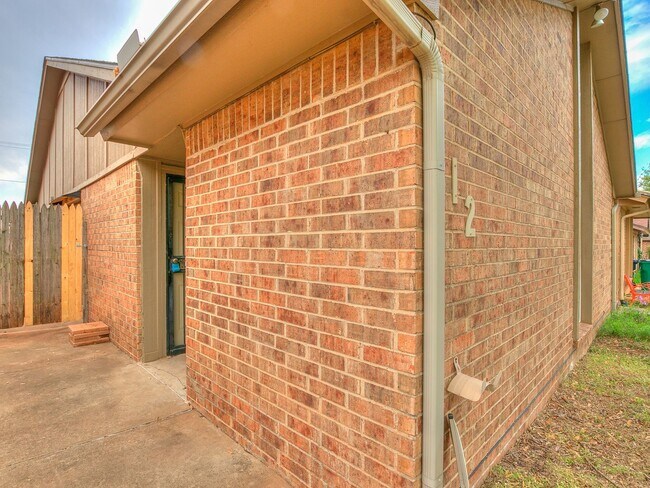 Building Photo - Fair Hill Duplex