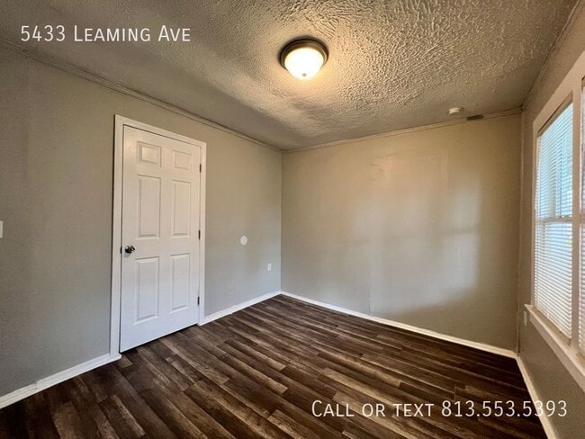 Building Photo - 5433 Leaming Ave