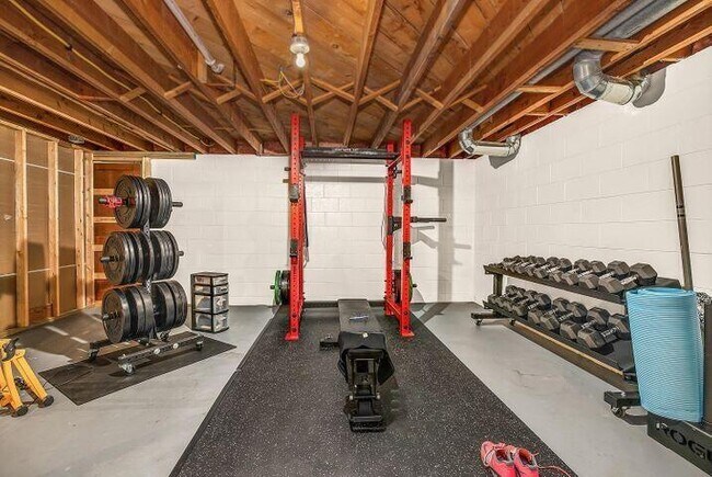 Building Photo - 12650 N Lake Shore Dr