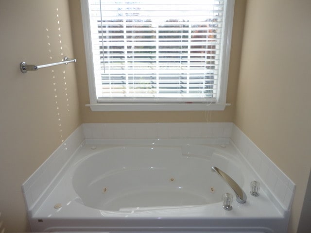 Building Photo - 2920 Bridgeport Dr