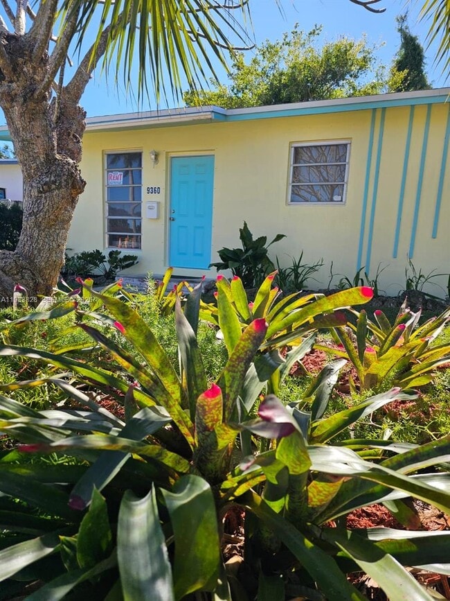 Building Photo - 9360 SW 168th St