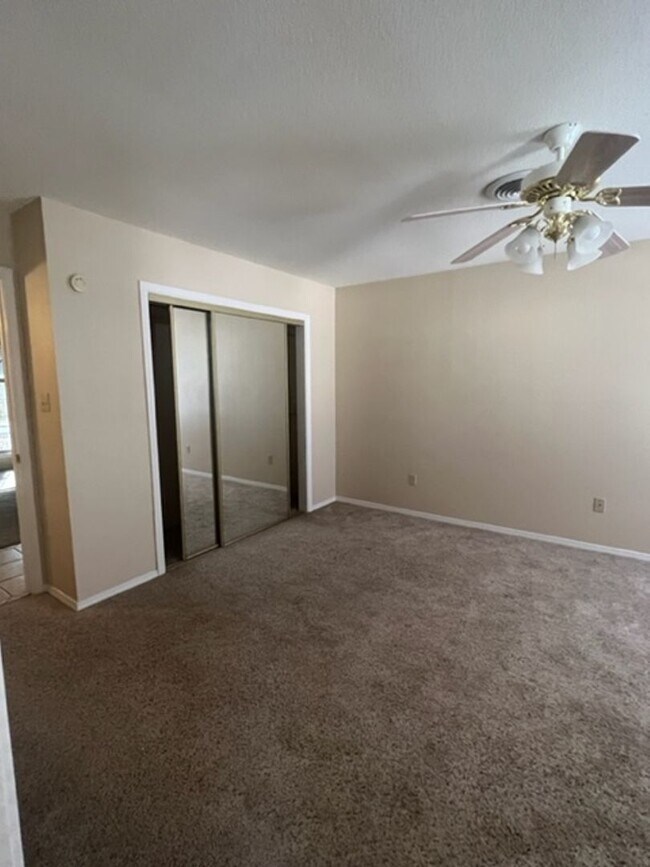 Building Photo - Beautiful home on a large corner lot with RV parking