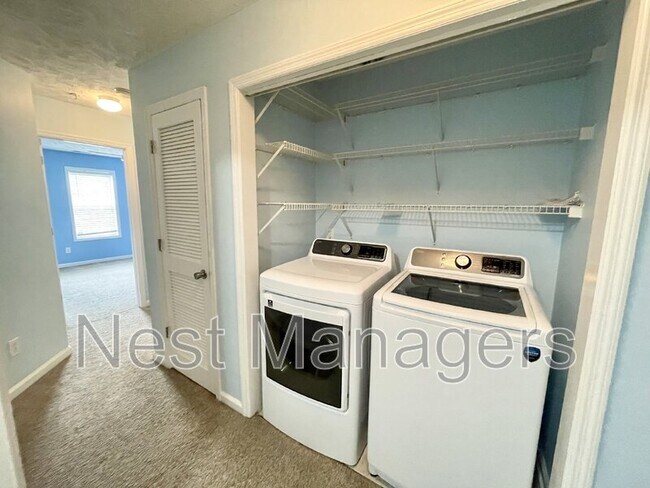 Building Photo - 350 Bubble Creek Ct
