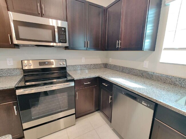 Building Photo - 4728 Pickering Harbor Pl