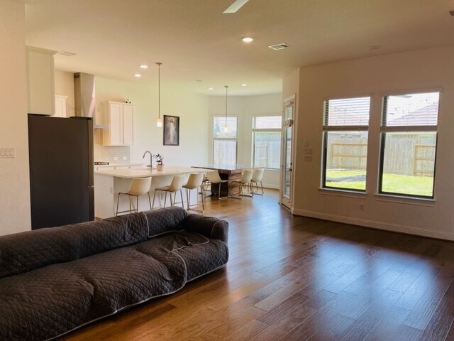 Building Photo - 13710 Saxon Cliff Ln