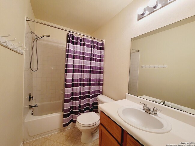 Building Photo - 8451 Chalk Hill Cove