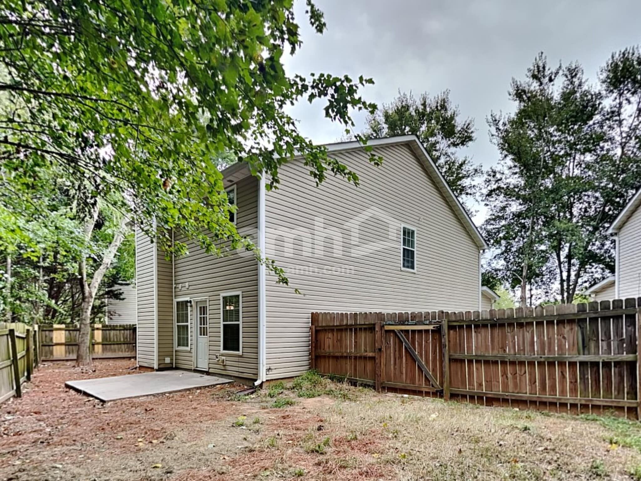 Building Photo - 364 Hidden Creek Ln
