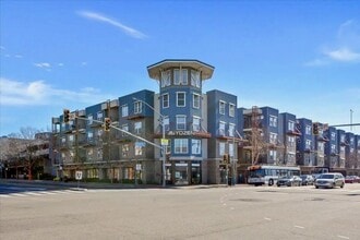 Building Photo - 1121 40th St