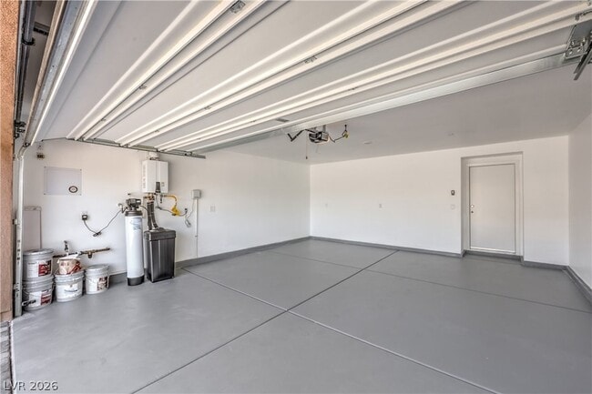 Building Photo - 772 Fallen Phoenix St