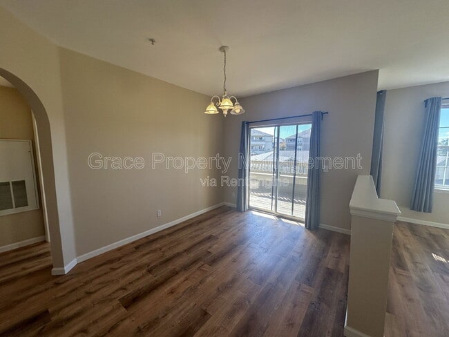 Building Photo - 12764 Ironstone Way