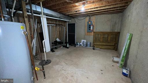 Building Photo - 6628 Byrns Pl