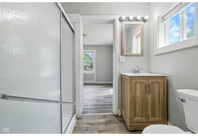 Building Photo - 3424 Orchard Ave