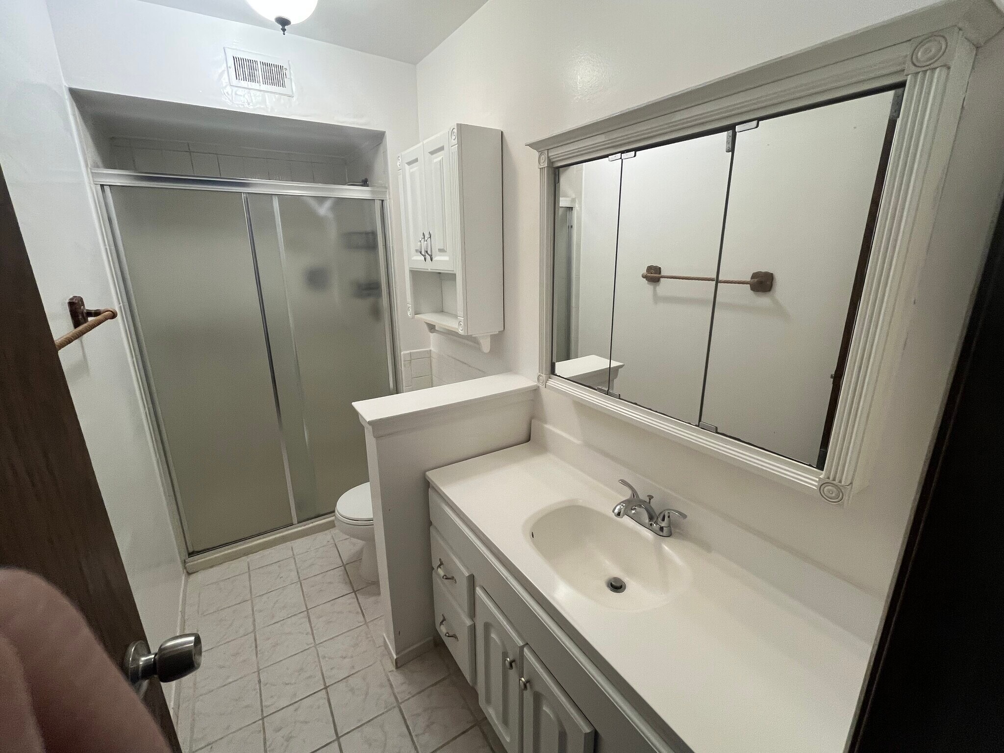 Building Photo - 1452 Carol Ct