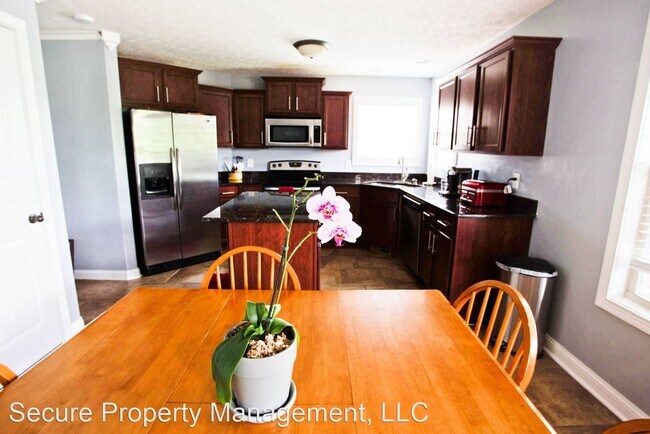 Building Photo - 3 br, 2.5 bath House - 1521 Bonnie Blue Ave