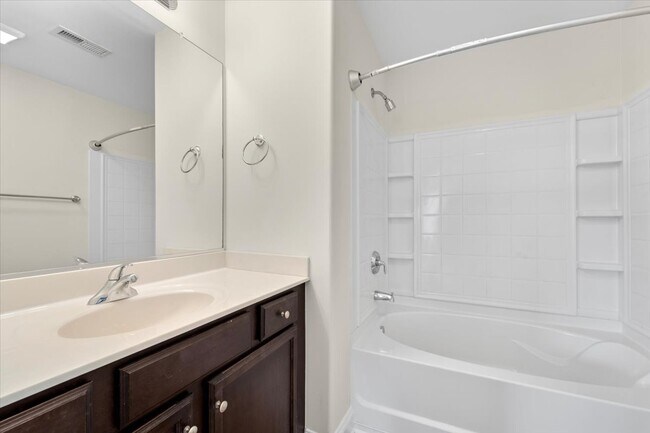 Building Photo - 3770 Shadow Ridge Dr