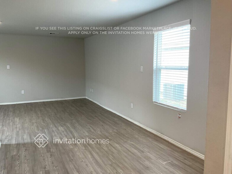 Building Photo - 8126 Serro Medina