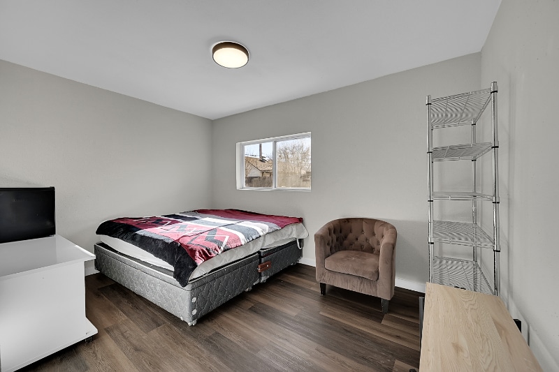 Building Photo - 660 Hickory St