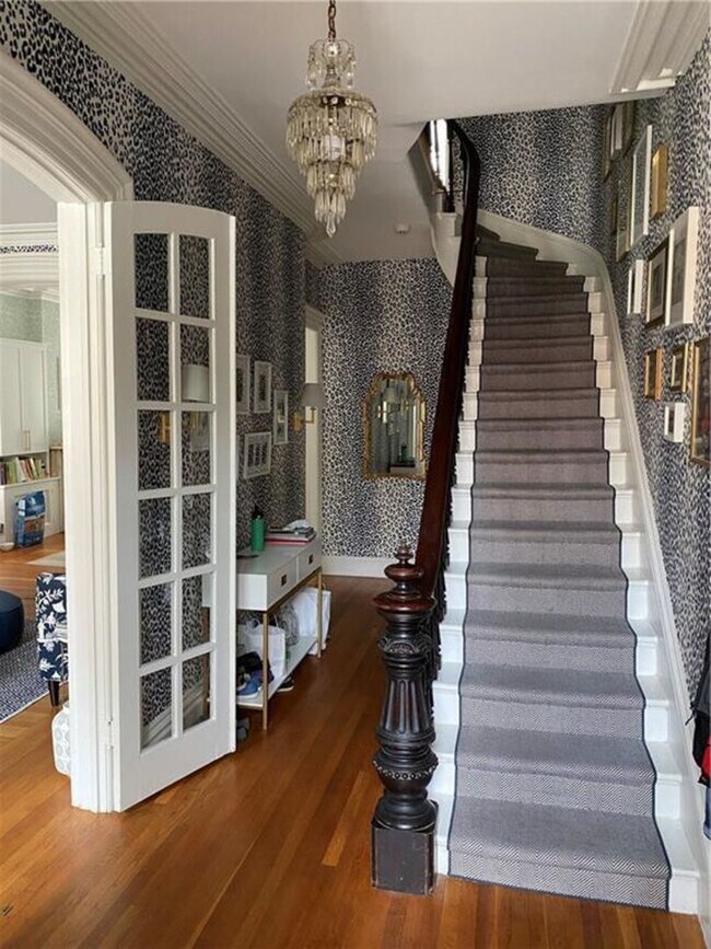 Building Photo - 40 Trumbull St