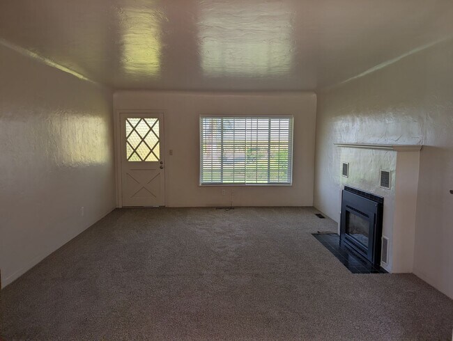 Building Photo - 17303 W Belmont Ave