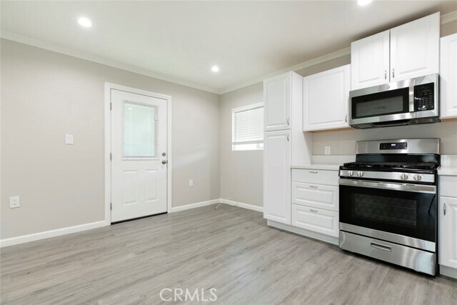 Building Photo - 6545 Coldwater Canyon Ave