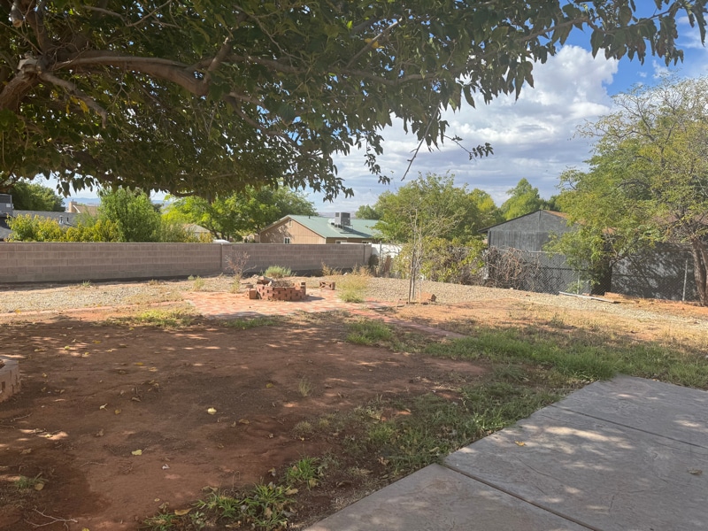 Building Photo - 1421 W 450 N