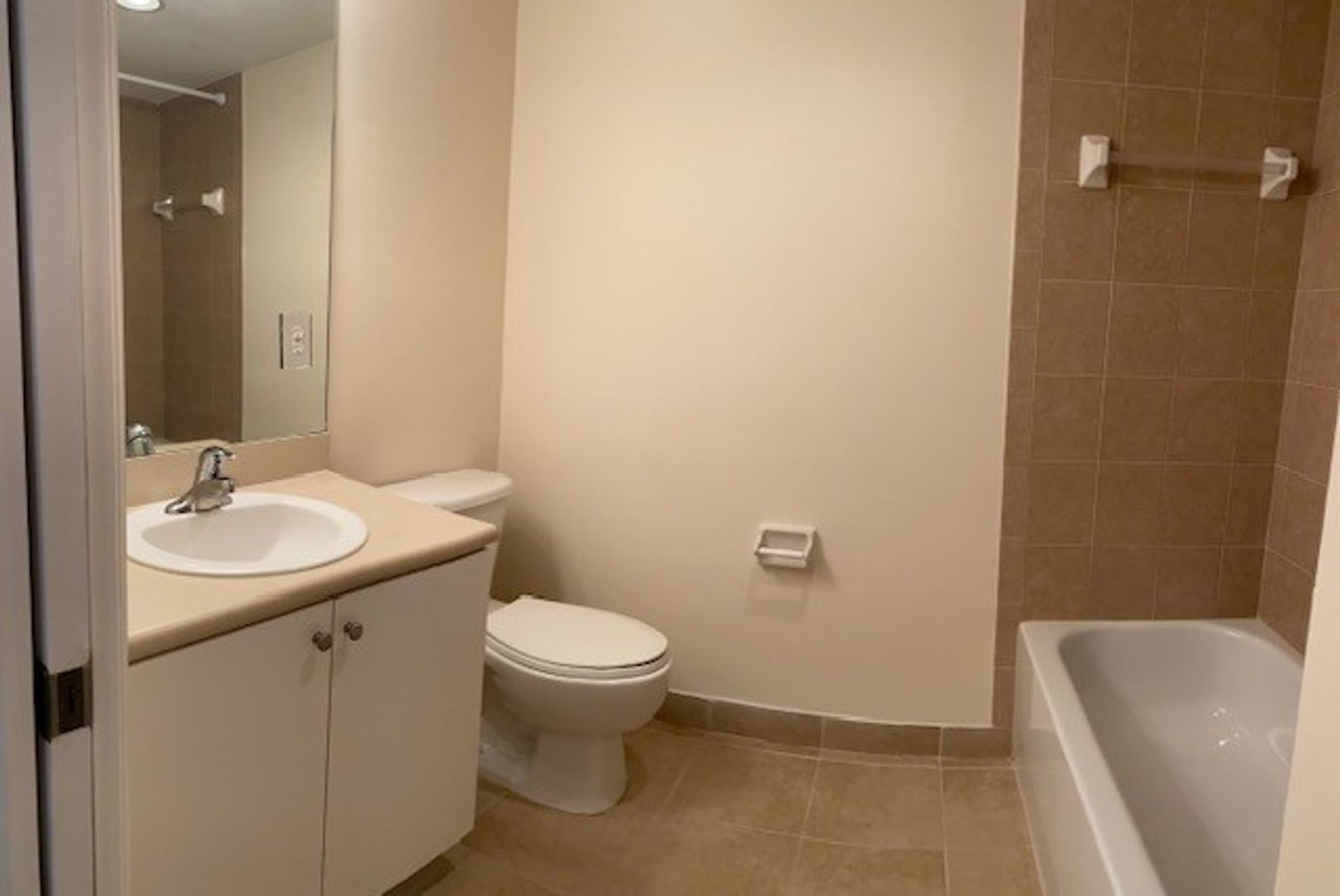 Building Photo - Coming soon  Ground Floor  2/2 Condo off Six Mile Cypress