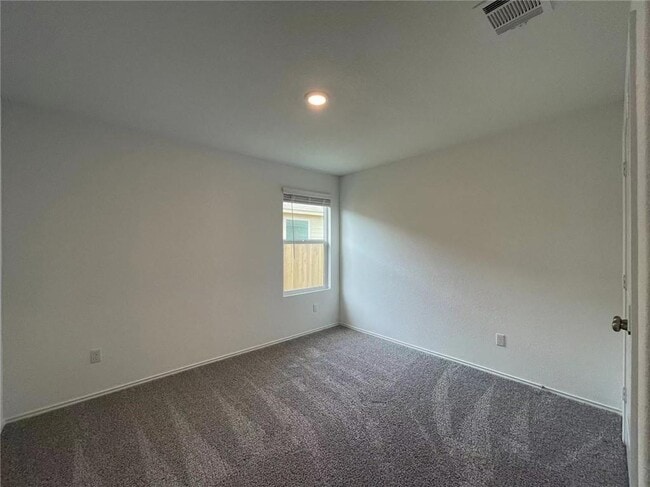 Building Photo - 409 Bluejack Wy