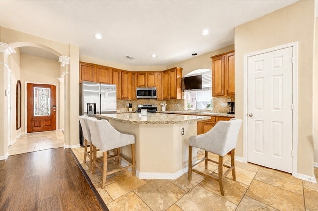 Building Photo - 6315 Linfield Bluff Ln