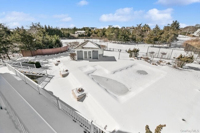 Building Photo - 23 Meadow Ln