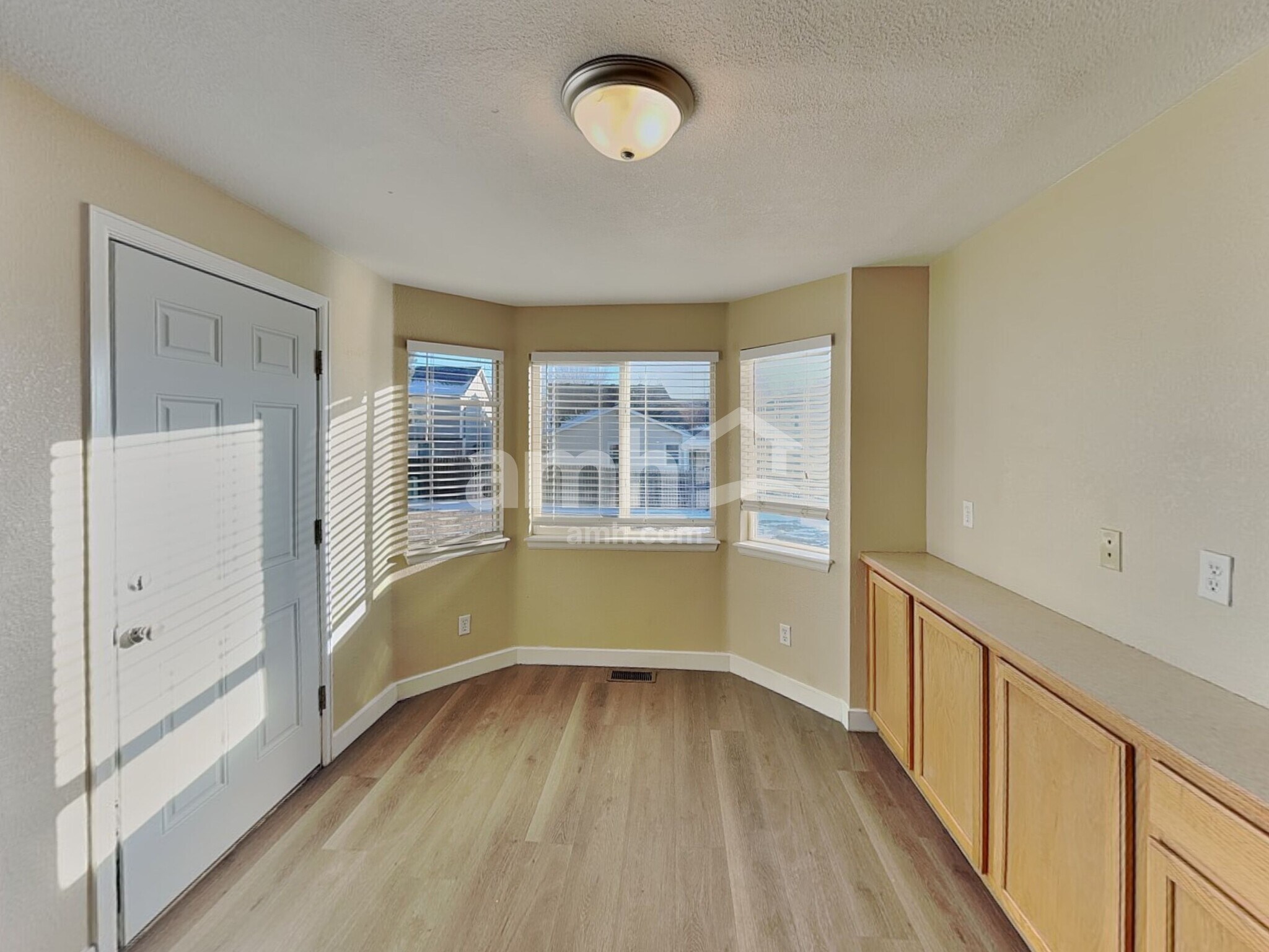 Building Photo - 3478 Watada Dr