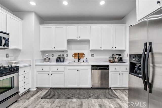Building Photo - 28072 Catherine Dr