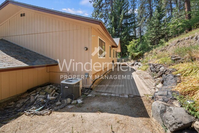 Building Photo - ***Coming Soon*** 4 Bed 3 Bath North Side Home nearly 2400 sq/ft Mead School District