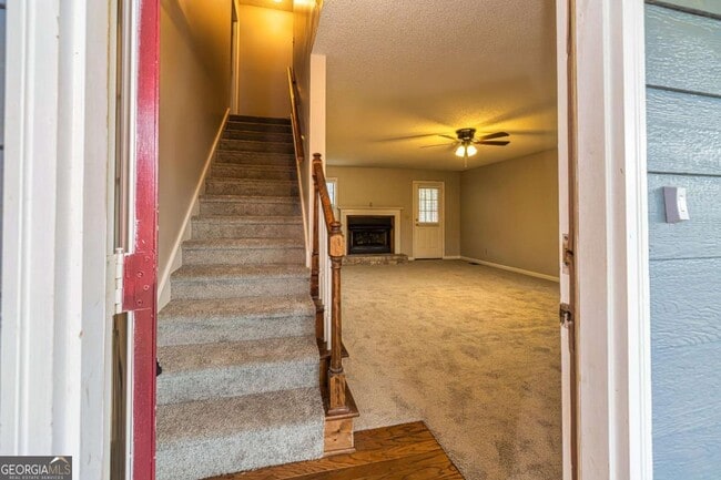 Building Photo - 14 Hiram Dr