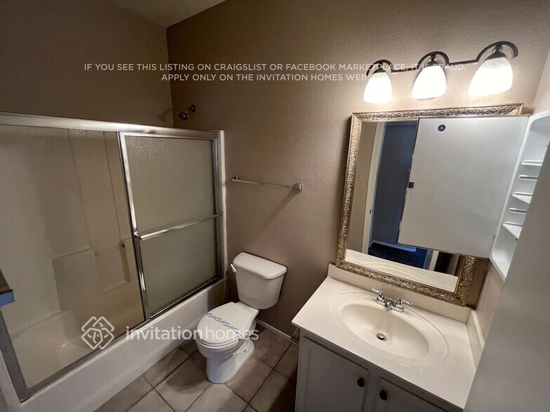 Building Photo - 13232 W Watson Ln