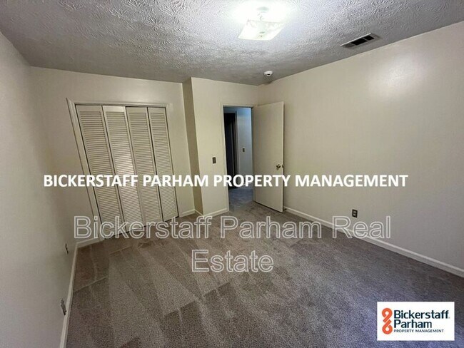 Building Photo - 917 Rim Rock Trail