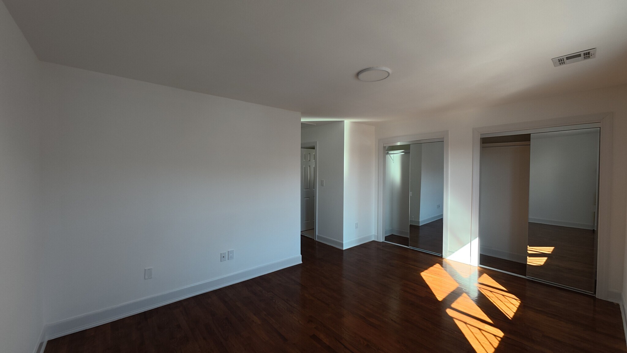 Master/Bedroom 3 - 1302 Morris St