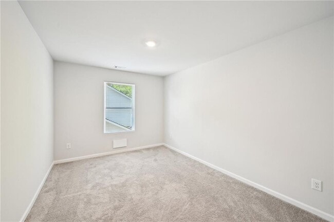 Building Photo - 4437 Ben Hill Rd