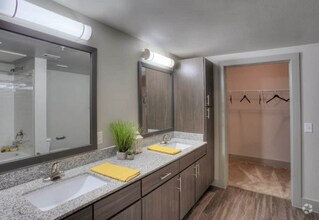 Building Photo - 3600 Montrose-3106-2