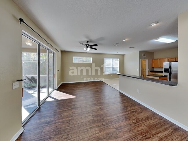 Building Photo - 6243 Blue Runner Ct