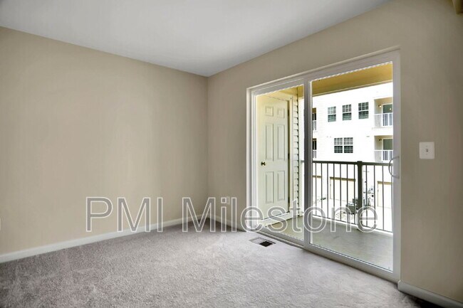 Building Photo - 5958 Forum Sq