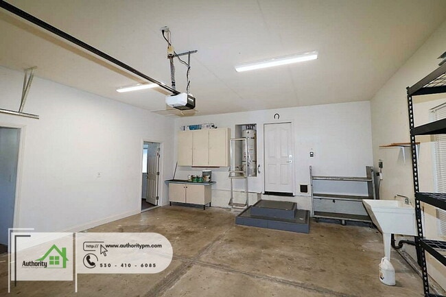 Building Photo - 4561 Moyvane Dr