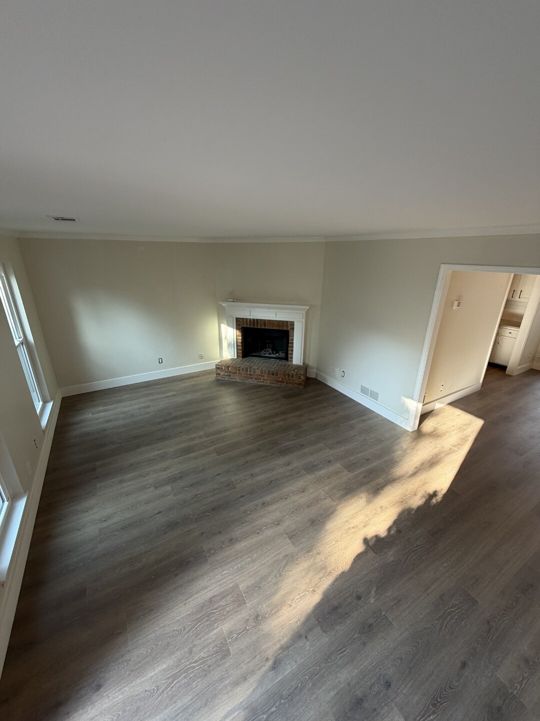 Building Photo - 3155 Cape Cir