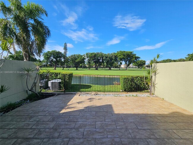 Building Photo - 9944 Costa Del Sol Blvd