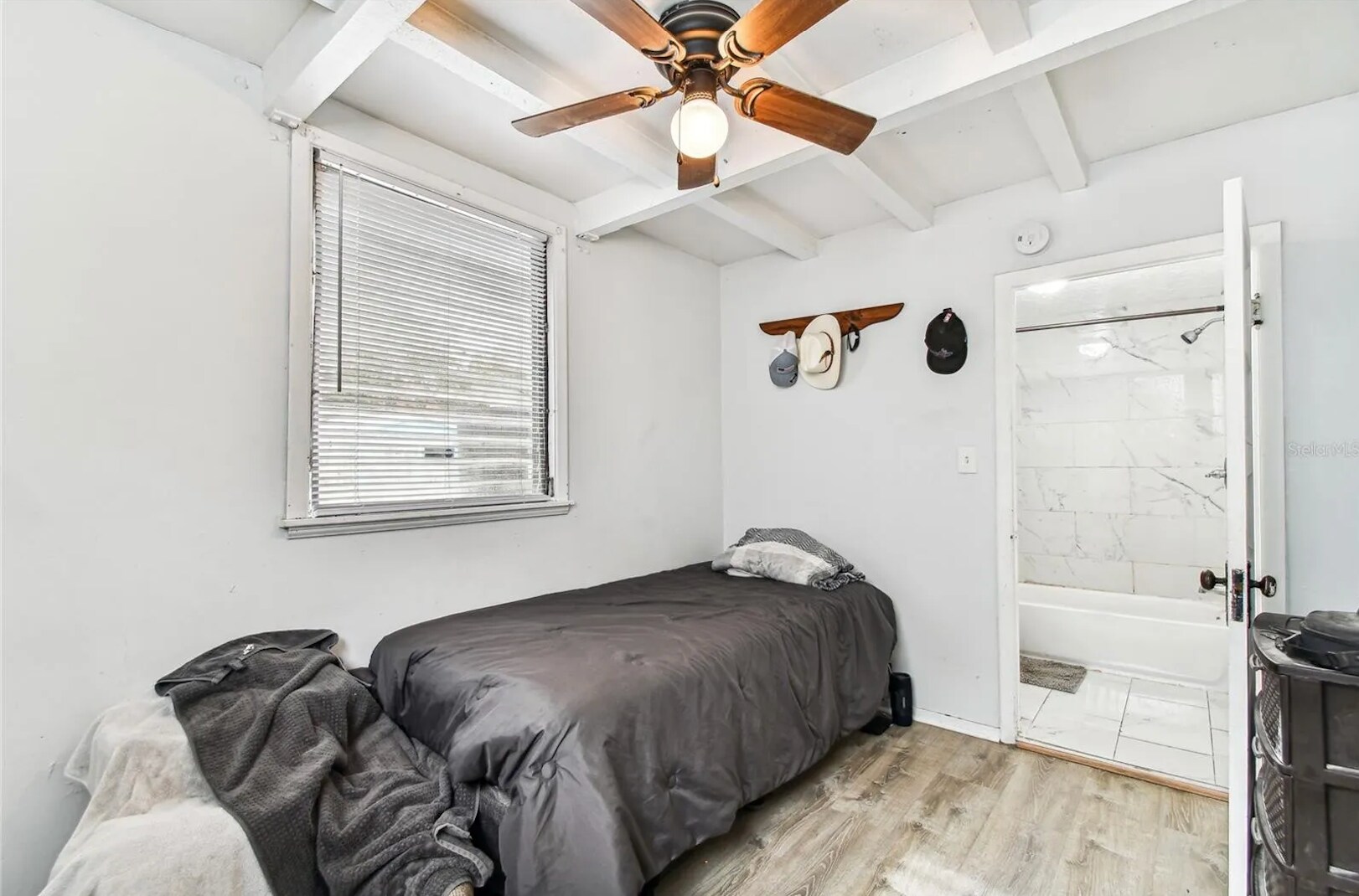 Building Photo - 1414 17th St W