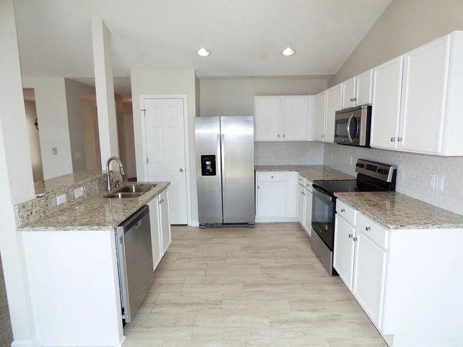 Building Photo - 210 Tibton Cir