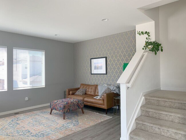 Building Photo - 9686 Dunning Cir