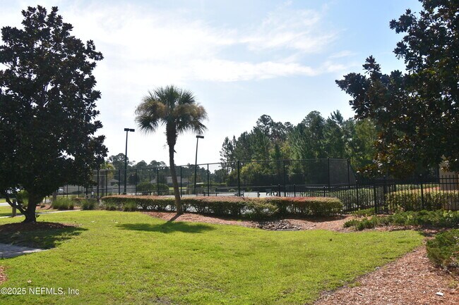 Building Photo - 70200 Roseapple Ct